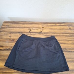 Under Armour Womens Size Large Coldgear Reactor Black Fitted Skirt